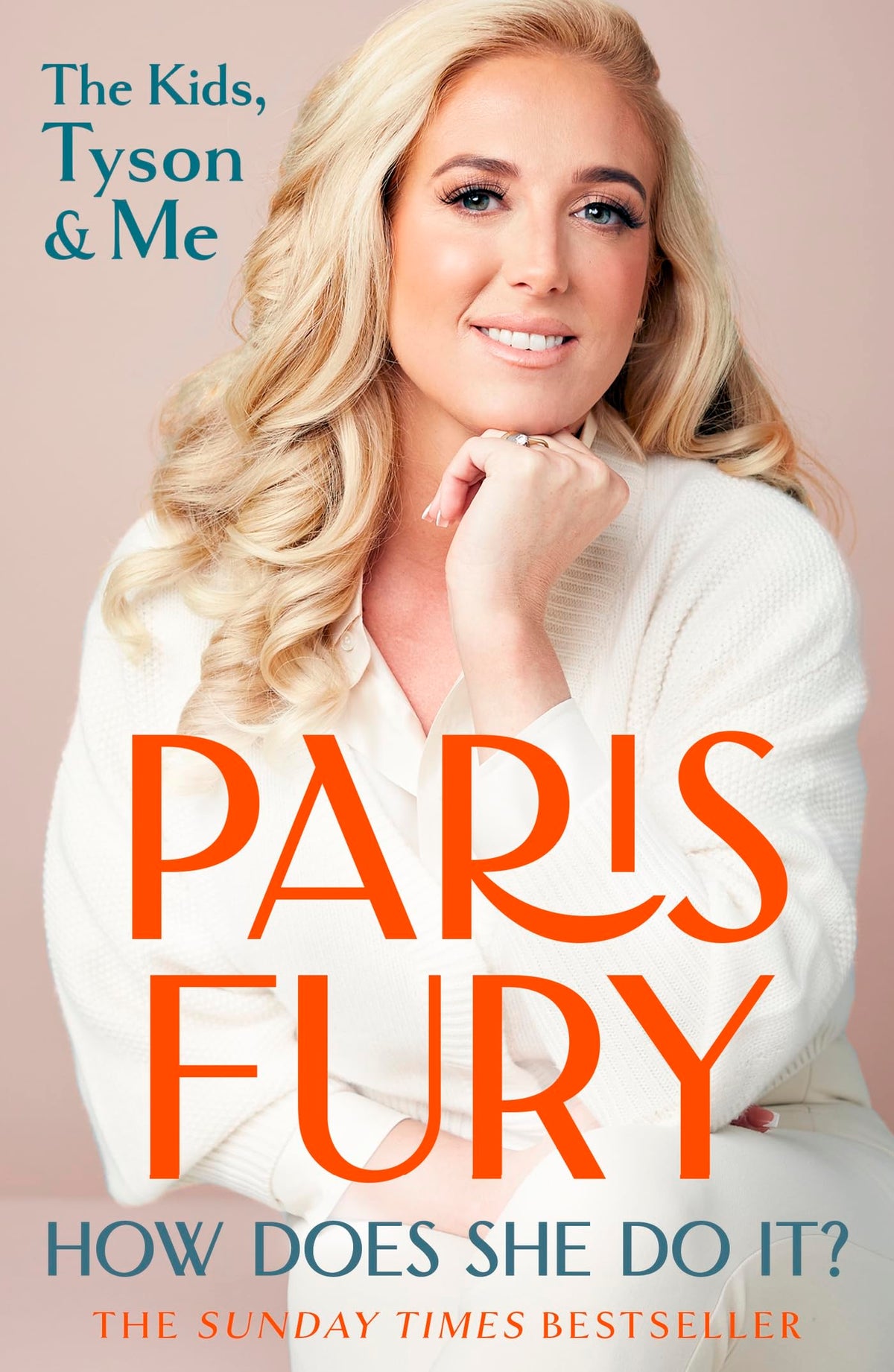 How Does She Do It?: The bestselling autobiography from the star of Netflix smash hit At Home with the Furys and wife of 'Gypsy King' Tyson Fury